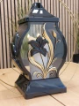 SZKLANY-ZNICZ-Z-APLIKACJA-NA-GROB-ZNICZY-DO-WKLADOW-LED-NA-BATERIE-LAMPION-Wysokosc-produktu-34-cm.jpg